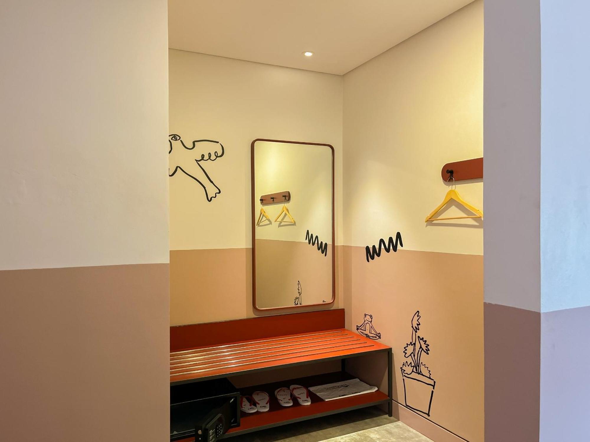 Kotta Go Hotel Tegal Eksteriør billede
