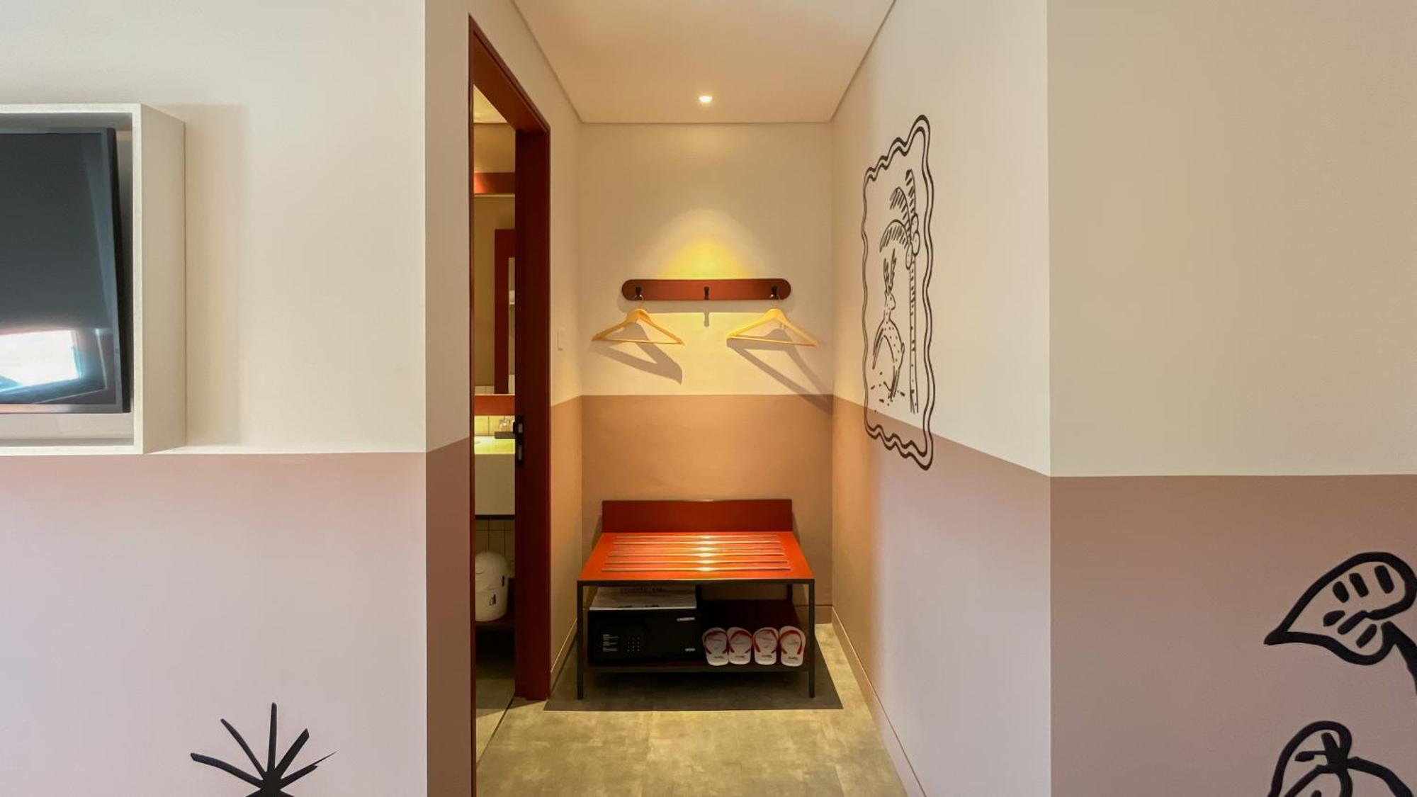Kotta Go Hotel Tegal Eksteriør billede